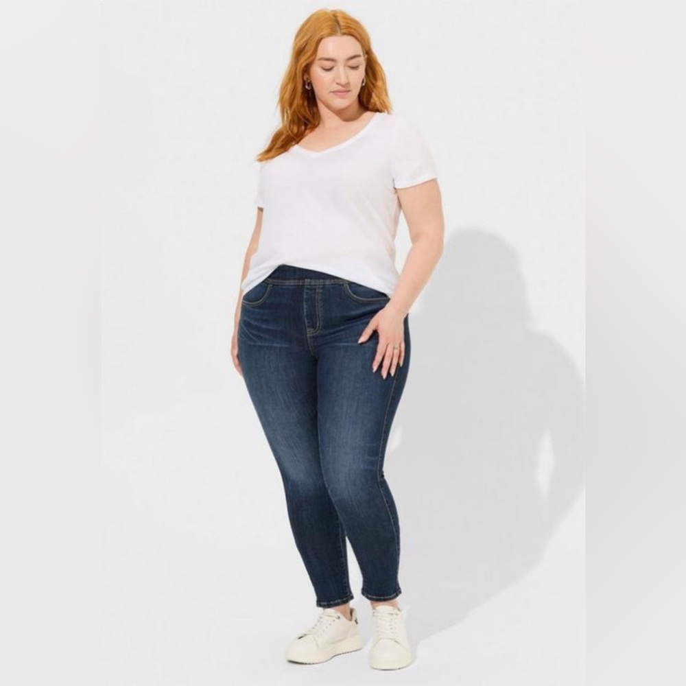 Torrid Denim Lean Jean Skinny Jeggings Size 1R 14 16 Plus